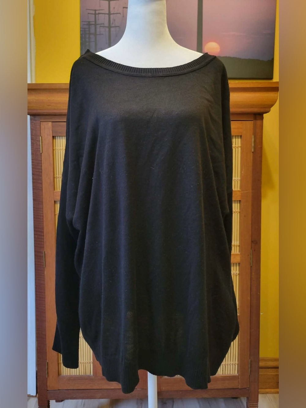 Black Women's Long-Sleeve Blouse w/Detail Zipper Back l PTP 26